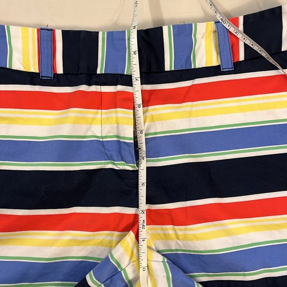 Vineyard Vines Striped Shorts - Size 6 - Picture 7 of 9